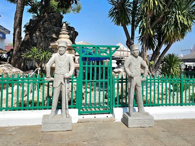 วัดอรุณฯ สถาปัตยกรรมเก่าแก่ริมแม่น้ำเจ้าพระยา