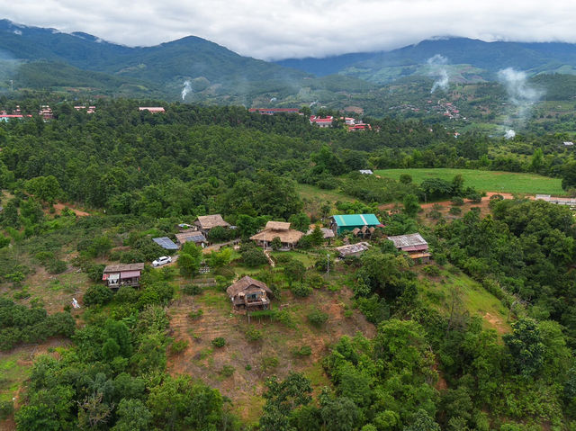 ฮักเขา ณ แม่แจ่ม เชียงใหม่🪵🌲🌳🌧️