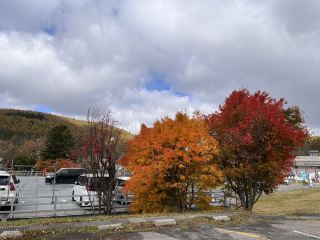 Enjoy Lake Shirakaba with a lift @Chino, Nagano 🚠