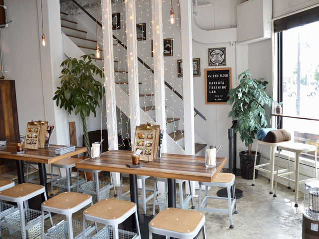 Great Coffee & Tasty Curry – UNLIMITED COFFEE BAR