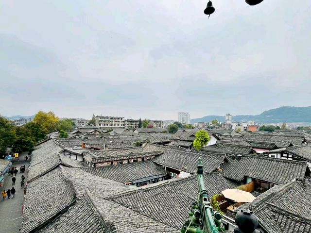 Huaguang Tower: A Panoramic View