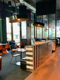 Frank Restaurant & Bar