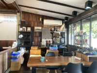 กาแฟมิตรไมตรี ร้านกาแฟบรรยากาศดีริมน้ำยวม 