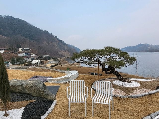 충주 중앙탑 근처 뷰좋은 카페