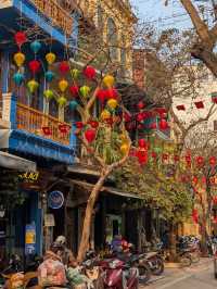 🇻🇳 Hanoi: The Old Quarter and the Captivating Street Chaos 🏮 