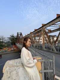 河內的歷史地標Long Bien Bridge