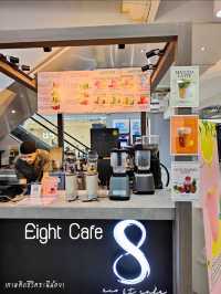 eight Cafe 