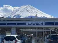 日本｜河口湖｜冬季富士山｜雪白世界中的寧靜瞬間