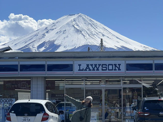 日本｜河口湖｜冬季富士山｜雪白世界中的寧靜瞬間