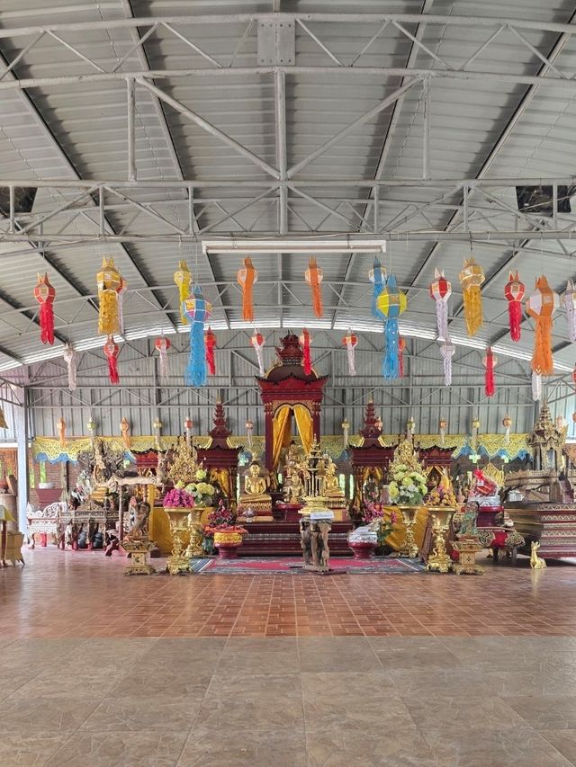 วัดไทยลื้อ วัดพระธาตุถิ่นแถนหลวง แพร่