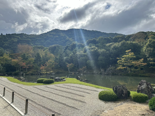 京都天龍寺：穿越時光的禪意之旅，在嵐山竹林中尋找內心的寧靜！