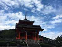 🏯 清水寺｜站上木造舞台眺望千年古都風光 
