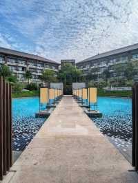 “Serenity by the Pool: Courtyard Nusa Dua’s Bali Terrace Escape”