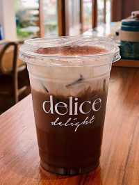 Delice Delight (เดลิซ ดีไลท์) คาเฟ่สไตล์มินิมอล