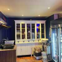 อีกา สาทร Café&Restaurant