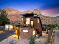 Relax and Refuel in Zion: Where to Stay and Eat After the Trails