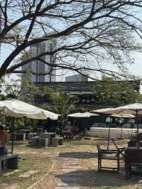 คาเฟ่นั่งสบาย เค้กอร่อย ใจกลางเมืองขอนแก่น