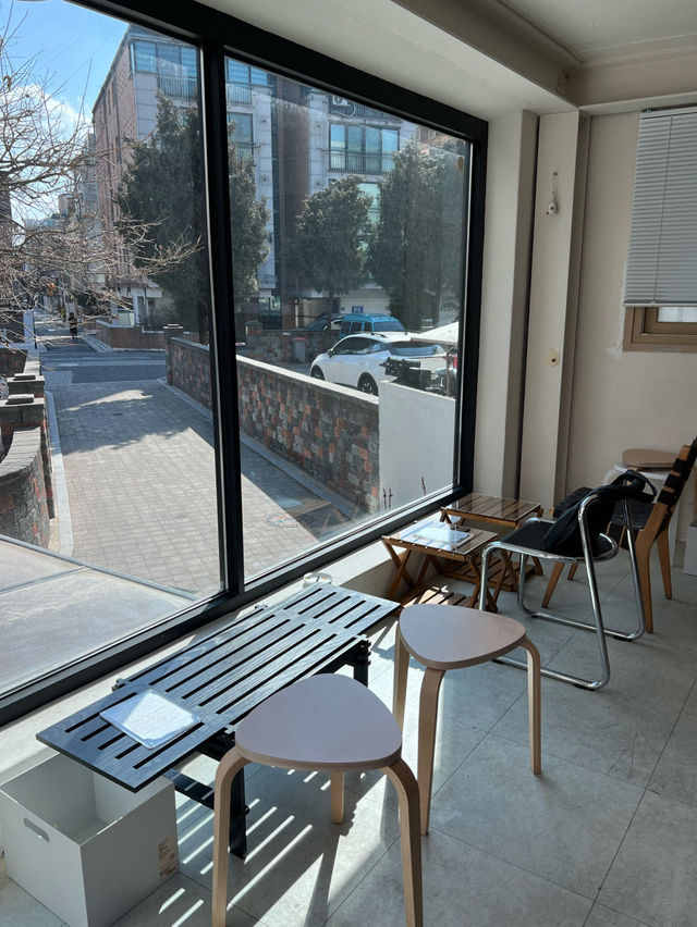 💟Cafe*흰그루 / 연남동 카페, 가좌역 카페