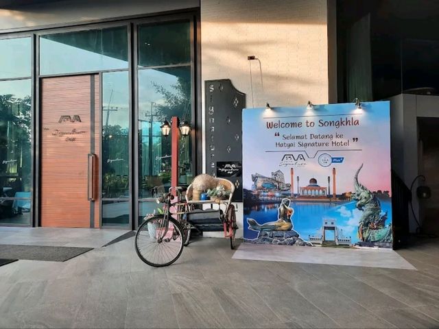 "Hatyai Signature Hotel: A Tranquil Retreat with Warm Hospitality"