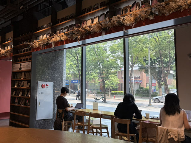 카페꼼마 여의도점 후기📚☕