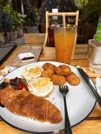 Most beautiful recommend restaurant in chiang mai city 