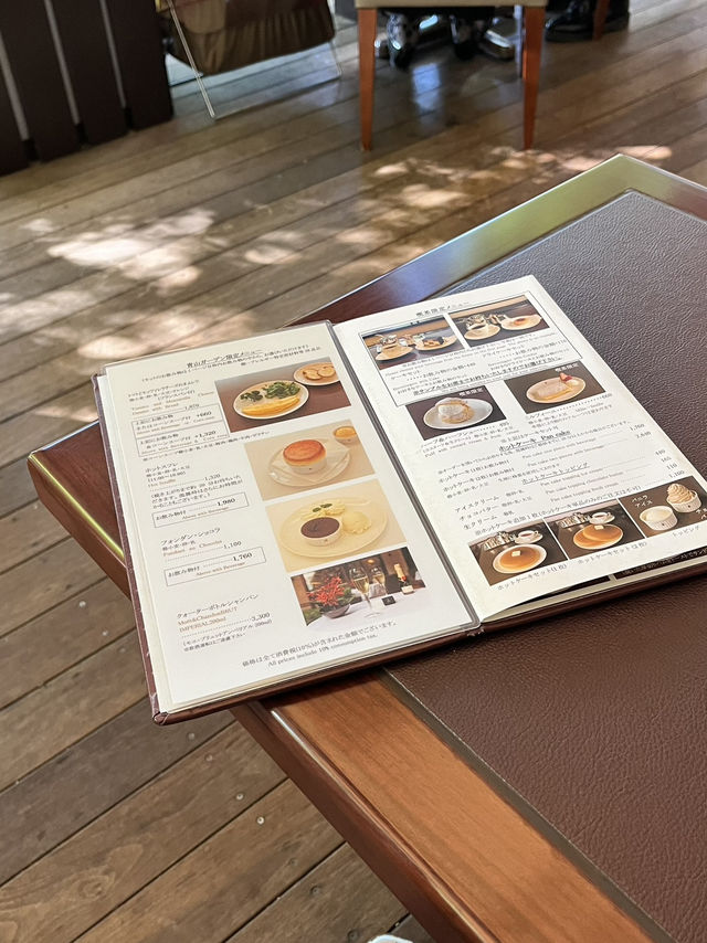 【ウエスト青山ガーデン】🥞都会のオアシスで、極上のホットケーキ体験を🌿