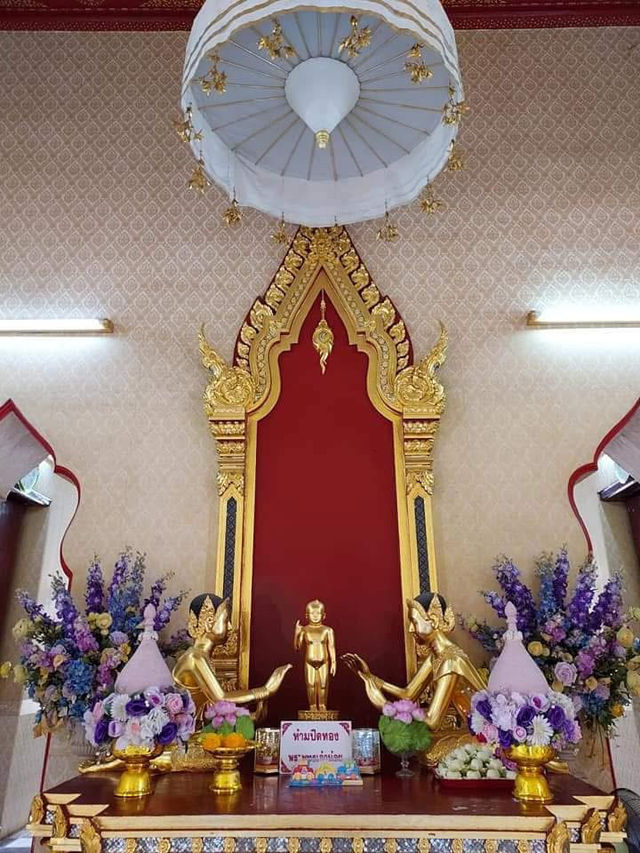 歴史と信仰が刻まれた美しい彫刻たち。タイ文化の深さを感じる場所🗿✨ #タイの彫刻 #ワットプラパトムチェディ #伝統美