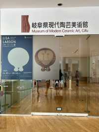 🎨【岐阜・多治見 リサ・ラーソン展】愛らしさの陰にある“知られざる創造”に出会う旅