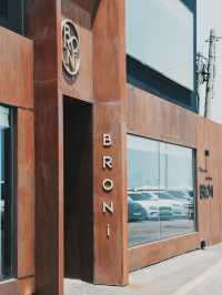 釜山 咖啡探店 有點美、有點空虛的 Broni 