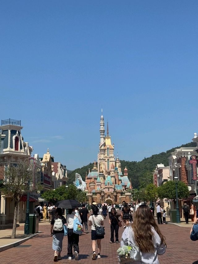 Disneyland hong kong🏰🎡✨️