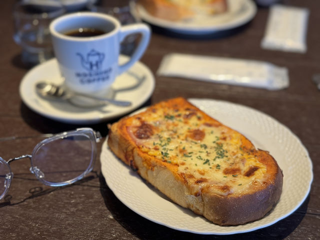 ☕ Cozy Mornings at Hoshino Coffee – Fukuoka Futamatase Shop