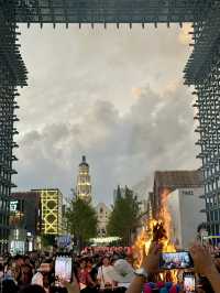Arc de Kunming: strolling through Park 1903’s summer spectacle
