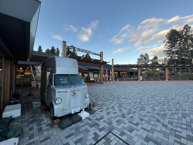 🚗 Akagi Kogen Service Area (Up) – A Top-Tier Highway Stop!