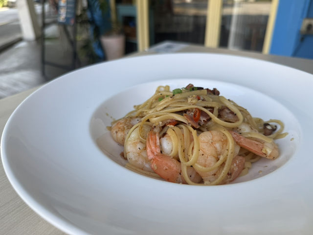 🐾 Paws & Pasta at W39 Bistro & Bakery – A Chill Spot for You and Your Pup