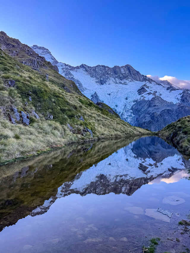 Sealy Tarns Track – Stairway to Heaven 🏔️💚