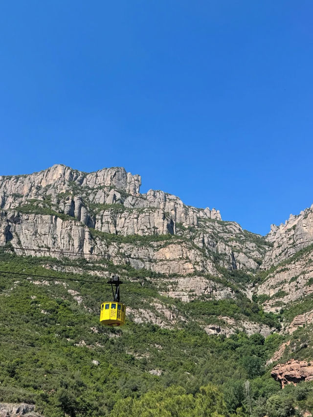 【天空の修道院へ】モンセラート山で絶景と癒しのパワースポット旅✨