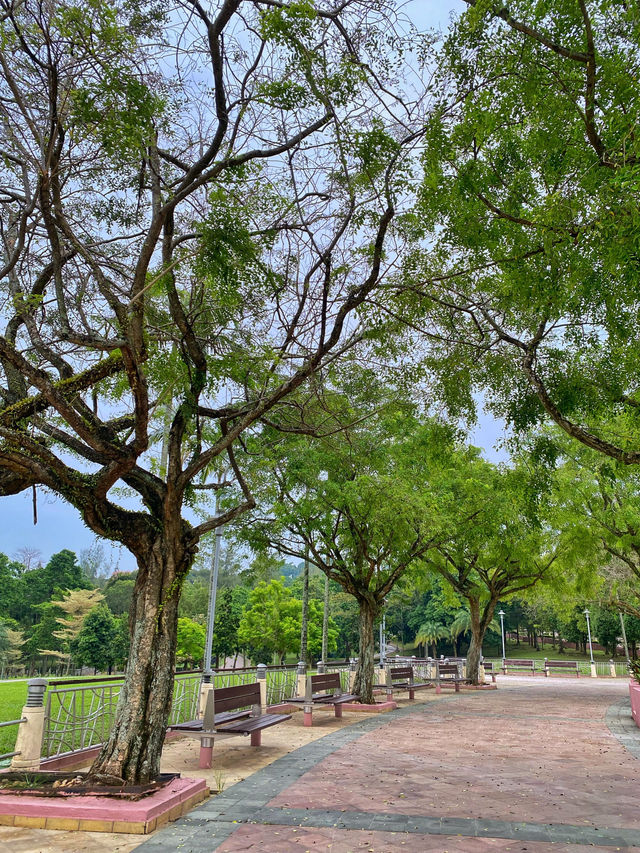 Step Into Nature: Tangga Putrajaya’s Unexpected Workout