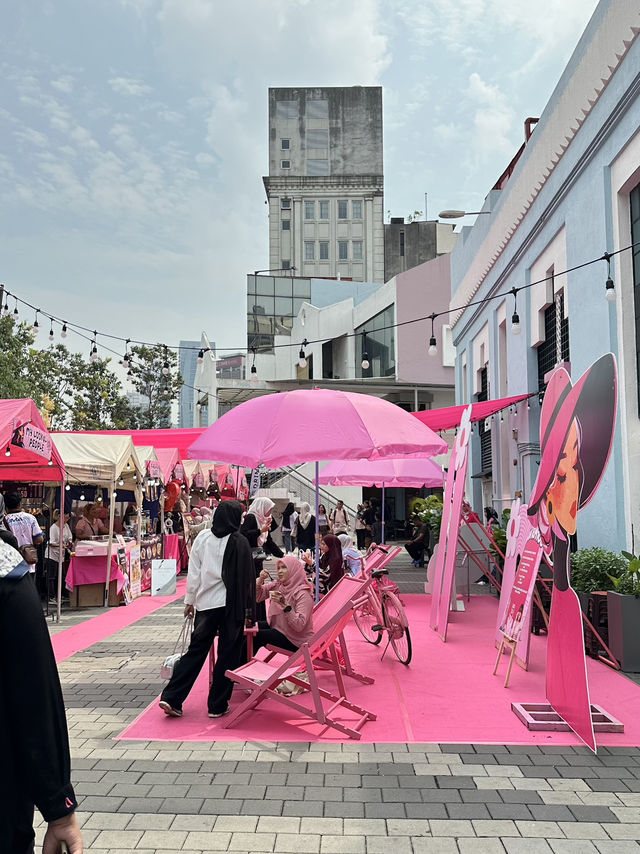 Luv It Pink at Pasar Seni: Barbie Called, She Wants Her Vibe Back 🎀