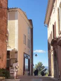 普羅旺斯（Provence）深度旅遊指南  ——南法陽光、薰衣草田與中世紀山城的詩意慢活