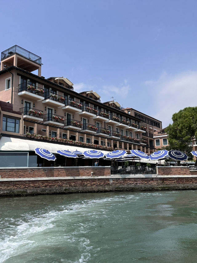 Experience Timeless Luxury at Cipriani, A Belmond Hotel, Venice ✨🏞️ 
