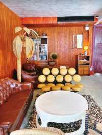 Café TAKARA WONG Cult บางแสน ริมหาดชิวมาก
