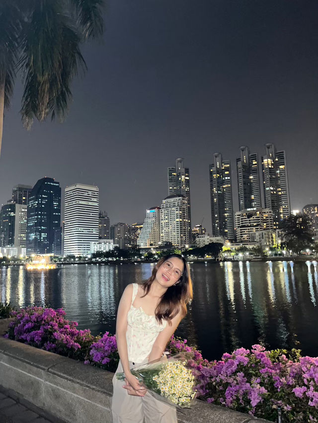 ถ่ายรูปเล่น📍สวนเบญจกิติ กรุงเทพ💐