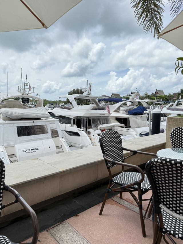 Dusha cafe phuket 🚤