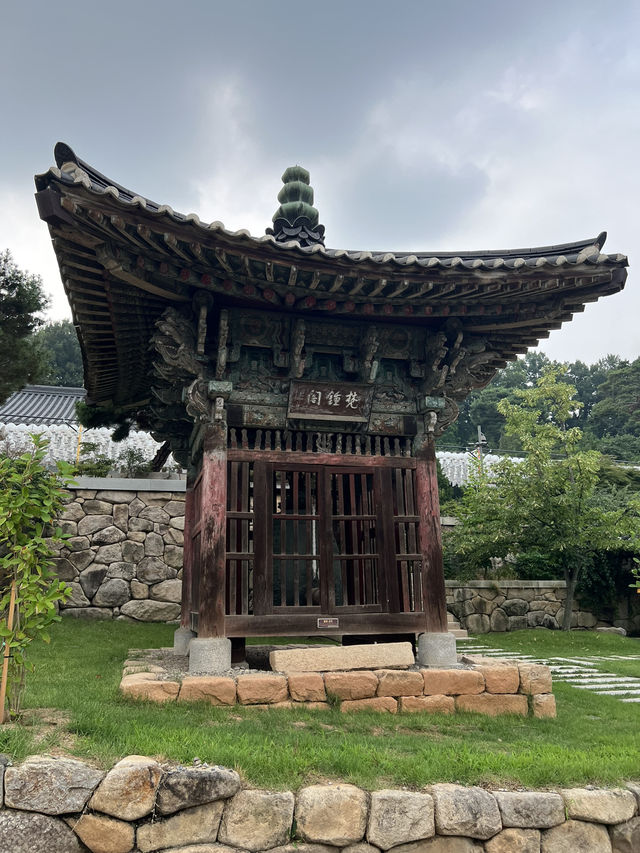 조용한 사찰 풍경