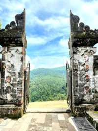 Finding Calm at Lempuyang Temple