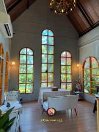 Mount Wind Tree Cafe