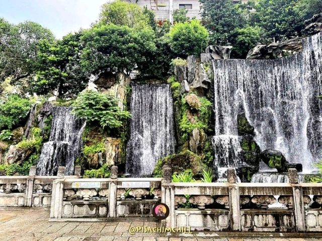 Lungshan Temple