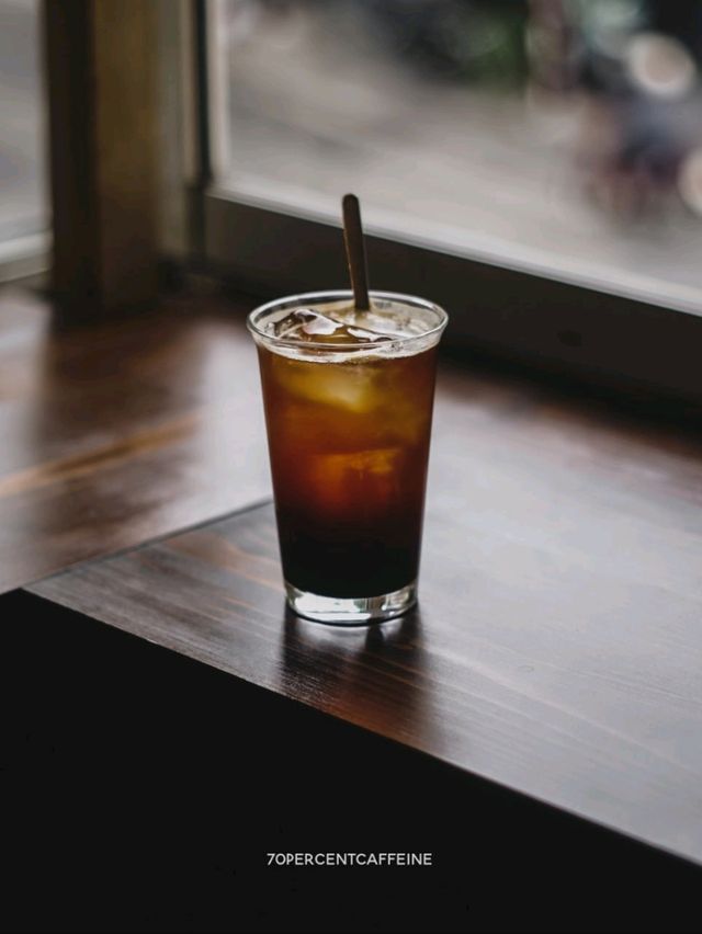 TAY NAM Café