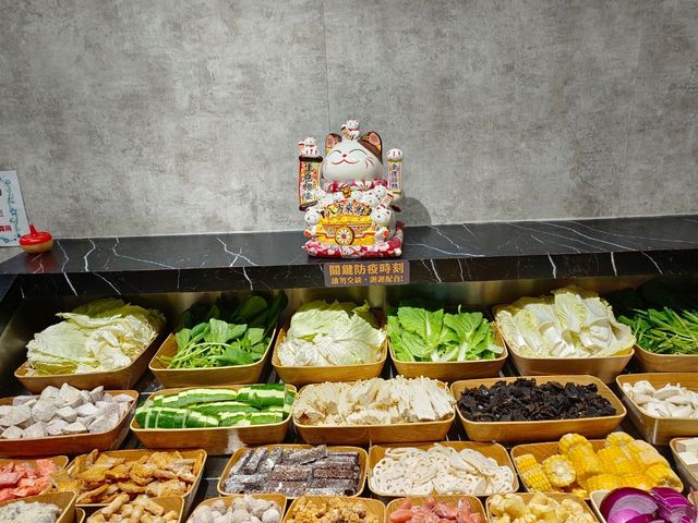 新莊吃到飽，築間幸福鍋物新莊中悅廣場店