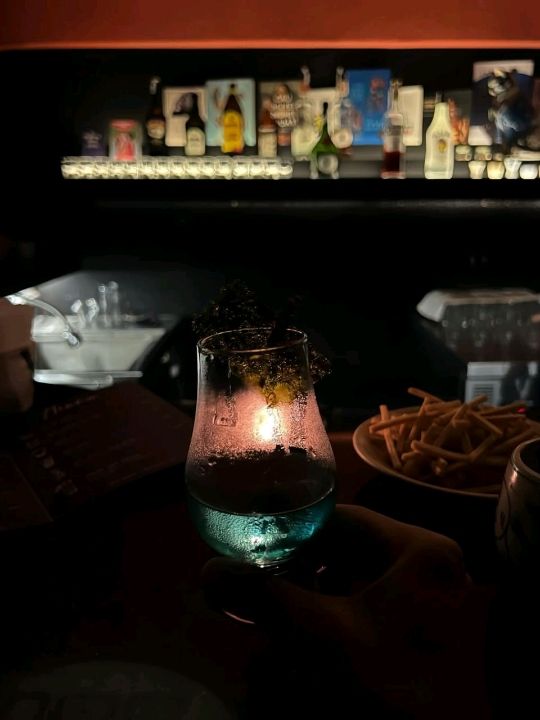 Hai Cốc Pub doesn’t